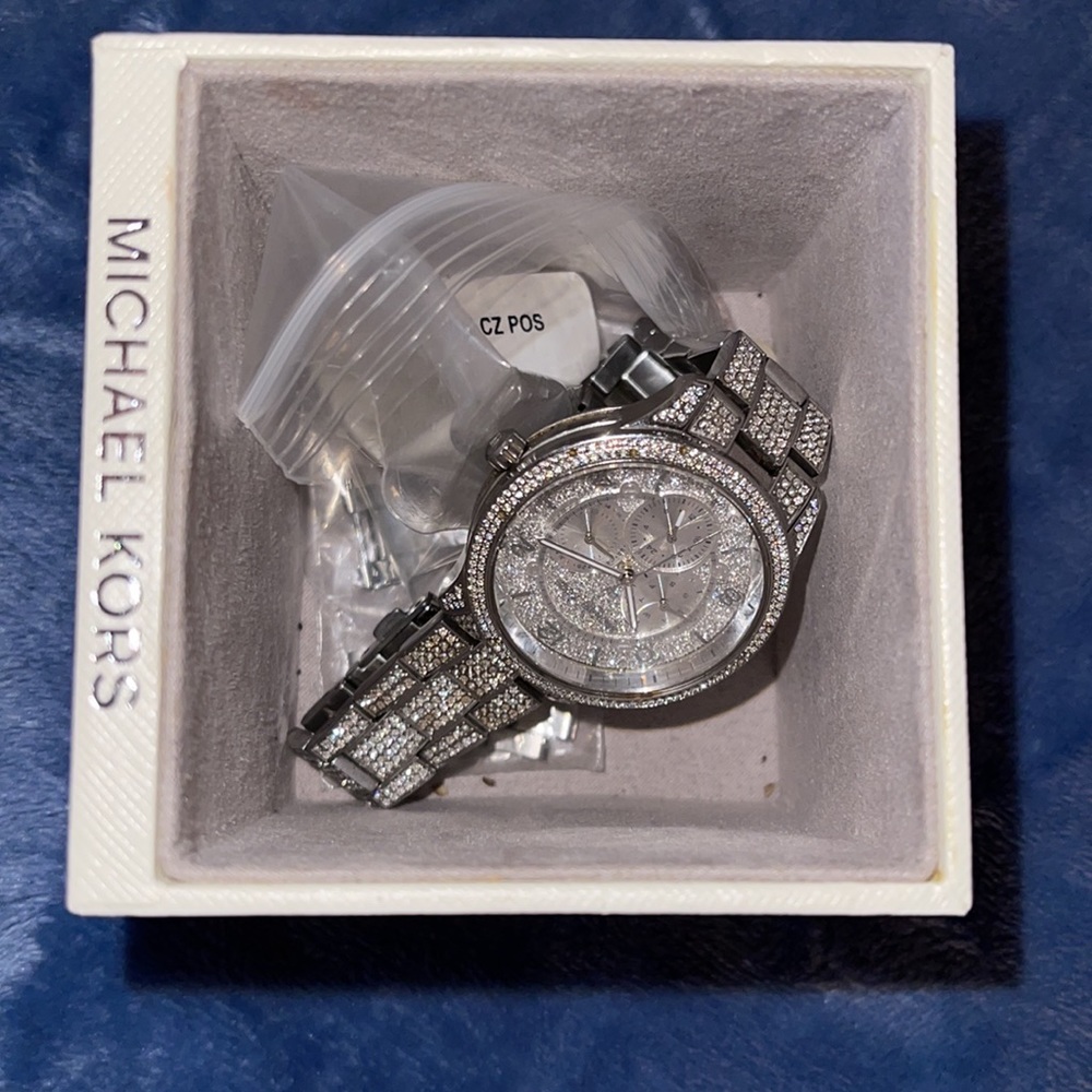 Women Michael Kors Watch